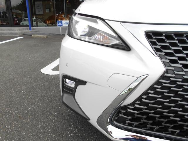 CT CT200h バージョンC メーカーOPL-texブラック合皮パワーシート&シートヒーター・ステアリングヒーター・クリアランスソナー・スペアタイヤ・純正ナビ・フルセグ・Bluetooth・バックカメラ・ETC・ドラレコ・&記録簿(12枚目)