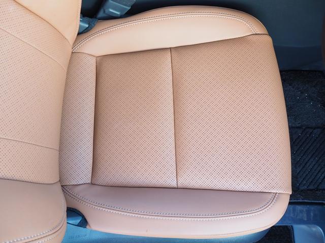 ヴェルファイアハイブリッド Ｚ　プレミア　左右独立ムーンルーフ　フルセグ　メモリーナビ　デジタルインナーミラー　１３．２インチ後席モニター　バックカメラ　ＢＭＳ　ヘッドアップディスプレイ　両側電動スライド　パワーバックドア　ＬＥＤヘッドランプ（65枚目）