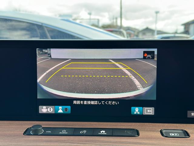 アドバンス　シートヒーターワンオーナー純正ドラレコ　ＬＥＤ　盗難防止　フルセグ　オートクルーズコントロール　スマートキー　リアカメラ　横滑り防止装置　フルオートエアコン　３６０カメラ　ＥＴＣ車載器(16枚目)