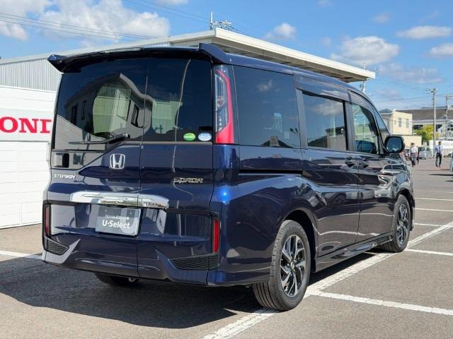 便利な両側電動スライドドア仕様車です。