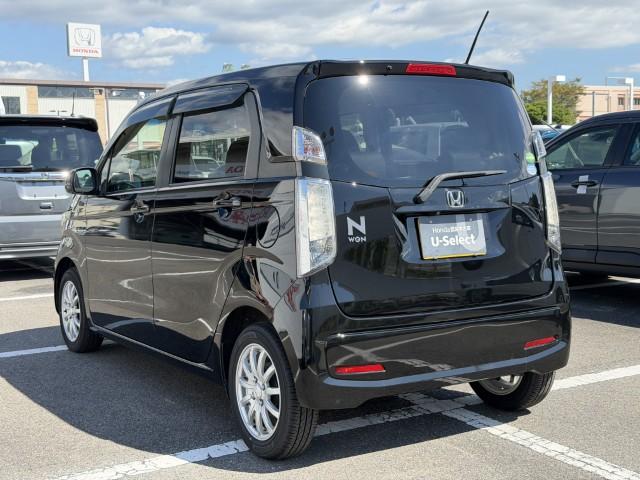 N-WGN G・スタイリッシュパッケージ ナビ Bカメラ ETC クルコン CTBA AW HID ドアバイザー  セキュリティアラーム オートエアコン スマートキー DVD ESC ベンチシート(4枚目)