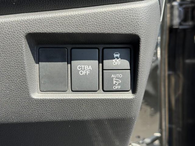 N-WGN G・スタイリッシュパッケージ ナビ Bカメラ ETC クルコン CTBA AW HID ドアバイザー  セキュリティアラーム オートエアコン スマートキー DVD ESC ベンチシート(15枚目)