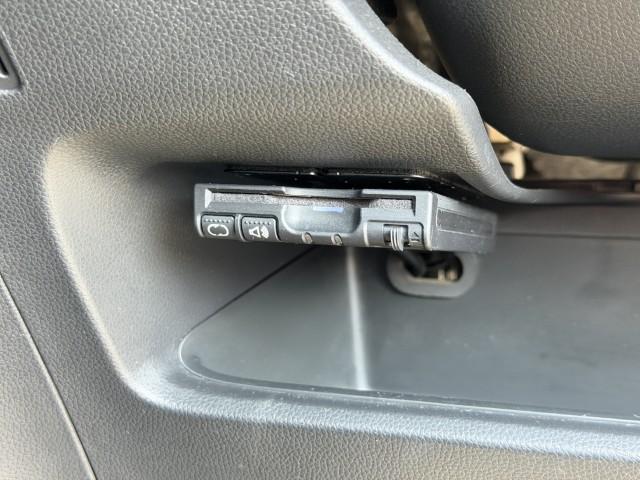 N-WGN G・スタイリッシュパッケージ ナビ Bカメラ ETC クルコン CTBA AW HID ドアバイザー  セキュリティアラーム オートエアコン スマートキー DVD ESC ベンチシート(16枚目)