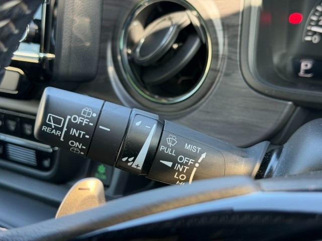 ワイパー系の操作部です。