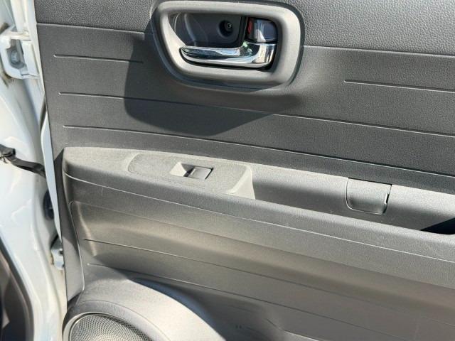 右後ドアスイッチ周辺です。