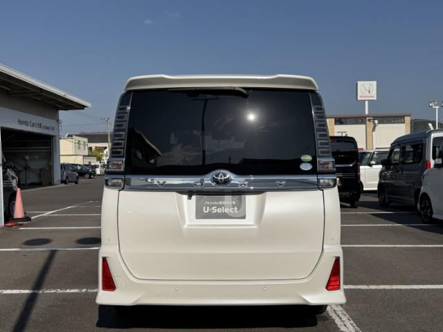 ヴォクシー ZS煌II ナビ Bカメラ 両側電動スライドドア クルーズコントロール パーキングセンサー ETC LEDヘッドライト 純正アルミ スマートキー・プッシュスタート(5枚目)