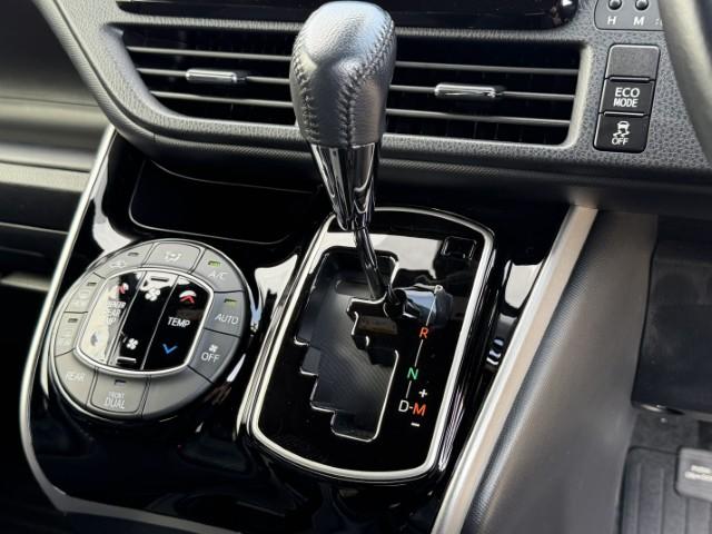 ヴォクシー ZS煌II ナビ Bカメラ 両側電動スライドドア クルーズコントロール パーキングセンサー ETC LEDヘッドライト 純正アルミ スマートキー・プッシュスタート(15枚目)