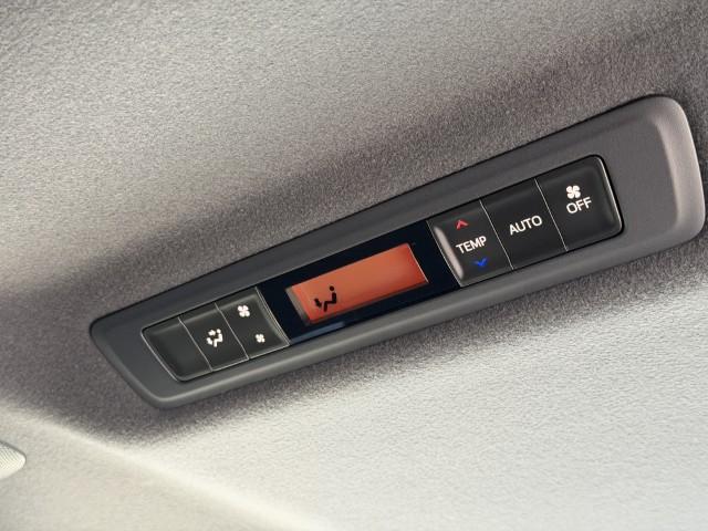 ヴォクシー ZS煌II ナビ Bカメラ 両側電動スライドドア クルーズコントロール パーキングセンサー ETC LEDヘッドライト 純正アルミ スマートキー・プッシュスタート(19枚目)