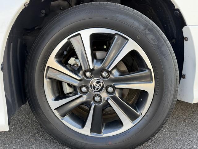 ヴォクシー ZS煌II ナビ Bカメラ 両側電動スライドドア クルーズコントロール パーキングセンサー ETC LEDヘッドライト 純正アルミ スマートキー・プッシュスタート(30枚目)