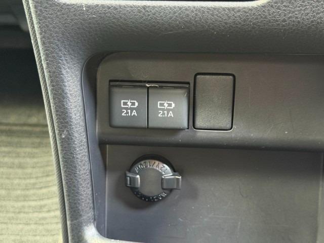 ヴォクシー ZS煌II ナビ Bカメラ 両側電動スライドドア クルーズコントロール パーキングセンサー ETC LEDヘッドライト 純正アルミ スマートキー・プッシュスタート(46枚目)