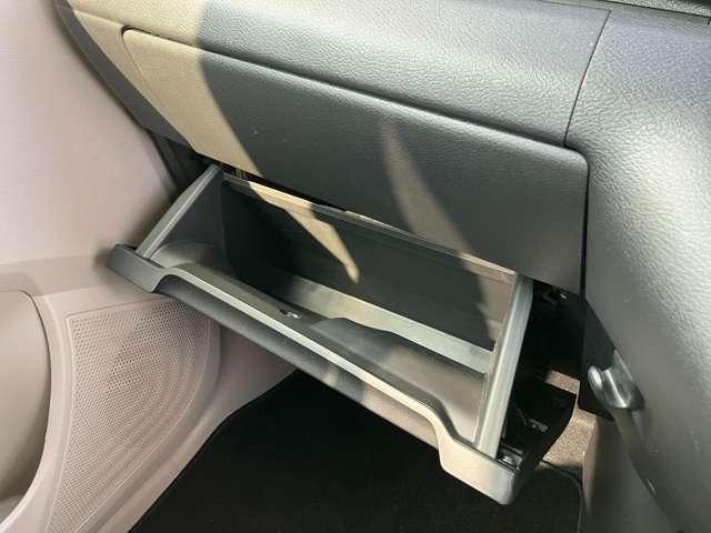 デイズ ６６０　Ｘ　当社試乗車ＵＰ　アラウンドＭ　踏み間違え防止　禁煙　スマートキー　イモビライザー　バックカメラ　レーンキープ　アイドリングストップ　ドライブレコーダー　キーレス　フルオートエアコン　ナビＴＶ　ＷＡＢ　記録簿　ＰＳ（18枚目）