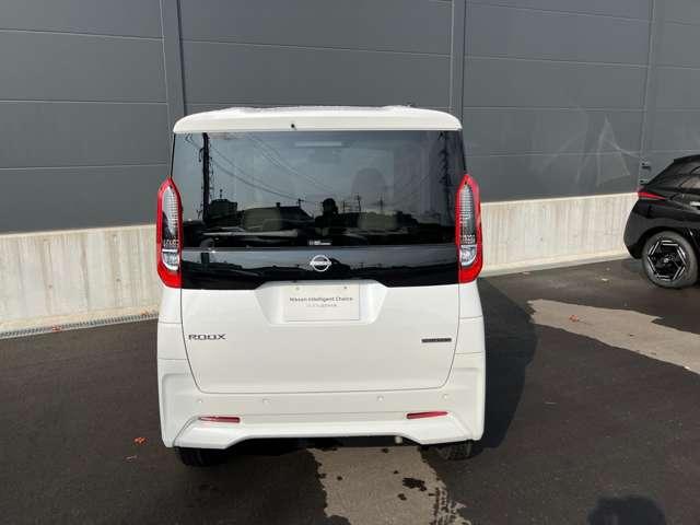 ルークス ６６０　Ｘ　当社社用車ＵＰ　アラモニ　前後衝突軽減ブレーキ　禁煙　車線逸脱防止　スマートキー　定期点検記録簿　キーフリー　ドライブレコーダー　ｉ－ｓｔｏｐ　フルオートエアコン　パワーウインドウ　バックカメラ　盗難防止　エアバック（5枚目）