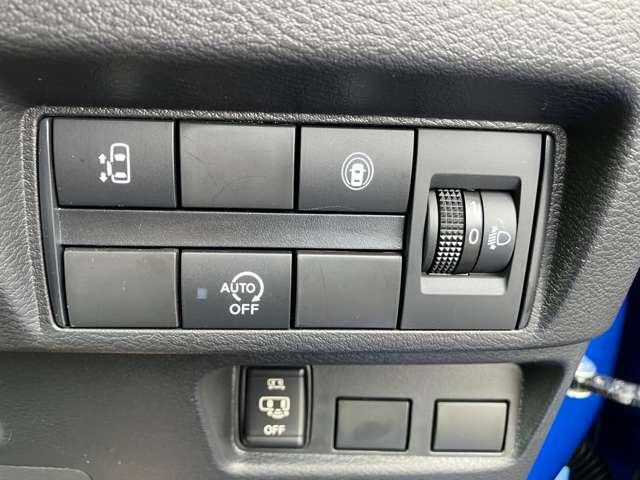 ルークス ６６０　ハイウェイスターＸ　当社社用車ＵＰ　アイスト　衝突被害軽減ブレ－キ　マルチビューカメラ　車線逸脱警報装置　禁煙　スマートキー　パワーウィンドウ　カーテンエアバック　ドライブレコーダー　ナビＴＶ　バックカメラ　記録簿　パワステ　キーフリ（9枚目）