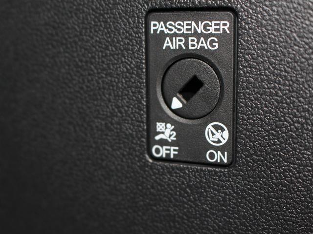TDI 4モーション ハイライン ACC パドルシフト デジタルメーター オートライト レーンキープ ブラインドスポットディテクション リヤトラフィックアラート ドアミラー同時調整 タイヤ空気圧警告灯 レインセンサー(26枚目)