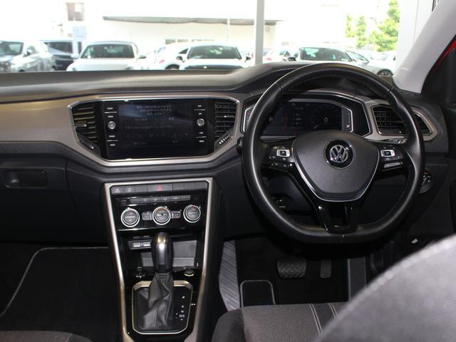 TDI スタイルデザインパッケージ ACC パドルシフト デジタルメーター オートライト レーンキープ ブラインドスポットディテクション リヤトラフィックアラート ドアミラー同時調整 タイヤ空気圧警告灯 レインセンサー(14枚目)
