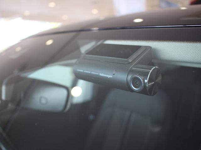 T-ロック TDI スタイルデザインパッケージ 弊社下取り車 禁煙車 認定中古車 ディーゼル車 アダプティブクルーズコントロール プリクッシュブレーキシステム LEDヘッドライト リヤトラフィックアラート 純正ナビゲーション パワーテールゲート(22枚目)