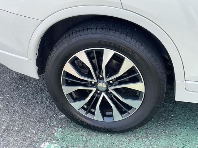 エクストレイル モード・プレミアハイブリッドエマージェンシブレーキＰ　本革シート　クルコン　ＬＥＤヘッド　ＥＴＣ　アラウンドビュー　インテリキー　衝突被害軽減　Ｂｌｕｅｔｏｏｔｈ　フルセグＴＶ　シートヒーター　クリアランスソナー　パワーテールゲート　ＤＶＤ再生機能（25枚目）