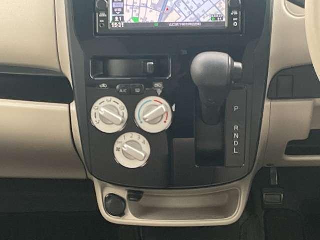 デイズ 660 J エマージェンシーブレーキ ナビ ワンオー レーダーB WSRS パワーウィンド ナビ&TV キーフリー ワンオーナー車 SRS PS メモリーナビ AC ワンセグ ABS(12枚目)