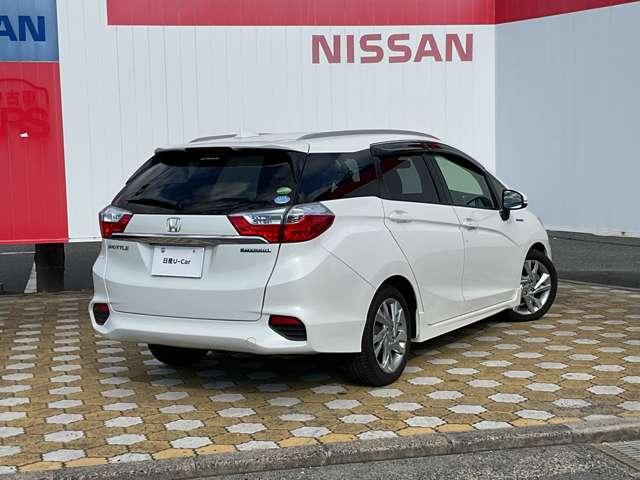 シャトル １．５　ハイブリッド　Ｚ　ホンダセンシング　衝突被害軽減ブレーキ　ナビ　バックカメラ　衝突軽減　カーテンエアバック　ＬＥＤライト　アルミ　メモリナビ　イモビ　Ｂカメラ　クルコン　パワーウィンドウ　ナビＴＶ　ＥＴＣ　スマートキー　オートエアコン　キーフリー　パワーステアリング　ＡＢＳ（2枚目）