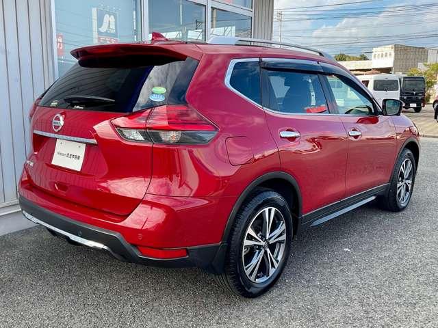 エクストレイル ２．０　２０Ｘｉ　２列車　ＥＴＣ・全周囲カメラ・ドライブレコーダー・　アイドリングストップ車　オートクルーズコントロール　寒冷地仕様　Ｒカメラ　盗難防止装置　レーンキープアシスト　キーフリー　ＴＶナビ　オートエアコン　アルミホイール　メモリーナビ　ＡＢＳ　サイドカメラ（2枚目）