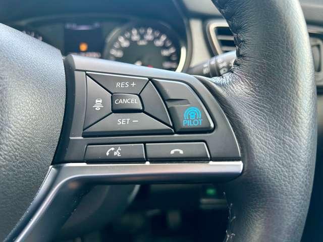 エクストレイル ２．０　２０Ｘｉ　２列車　ＥＴＣ・全周囲カメラ・ドライブレコーダー・　アイドリングストップ車　オートクルーズコントロール　寒冷地仕様　Ｒカメラ　盗難防止装置　レーンキープアシスト　キーフリー　ＴＶナビ　オートエアコン　アルミホイール　メモリーナビ　ＡＢＳ　サイドカメラ（7枚目）