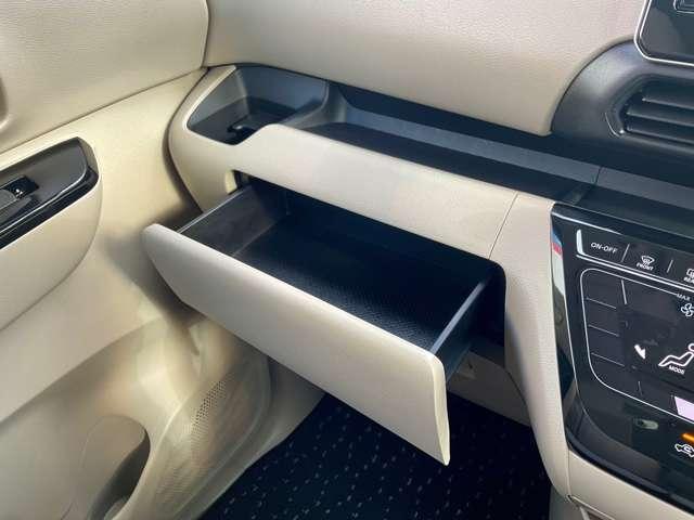 ルークス ６６０　Ｘ　元社用車・ドライブレコーダー・全周囲カメ　前後衝突軽減ブレーキ　車線逸脱防止　キーフリー　ｉ－ｓｔｏｐ　フルオートエアコン　パワーウインドウ　バックカメラ　盗難防止　カーテンエアバッグ　Ｗエアバック　メモリーナビ　エアバック　サイドモニター（20枚目）