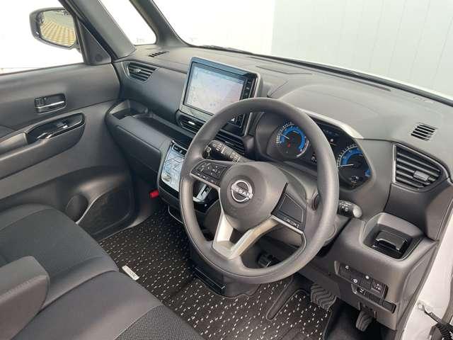 ルークス ６６０　ハイウェイスターＸ　元社用車　エマージェンシーブレーキ　アイスト　衝突被害軽減ブレ－キ　マルチビューカメラ　車線逸脱警報装置　禁煙　ＬＥＤ　スマートキー　パワーウィンドウ　ワンオーナー　カーテンエアバック　ドライブレコーダー　ナビＴＶ　バックカメラ　ＡＢＳ（5枚目）