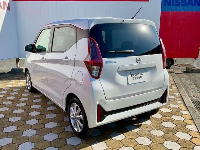 デイズ 660 X 元社用車・ドライブレコーダー・全周囲カメ 踏み間違え防止 スマートキー イモビライザー バックカメラ レーンキープ アイドリングストップ キーレス フルオートエアコン ナビTV WAB 運転席エアバック メモリーナビゲーション PS ABS(2枚目)