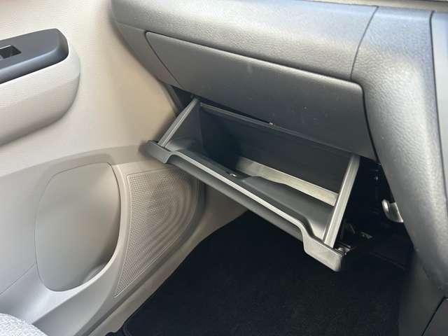 デイズ ６６０　Ｓ　元社用車・ドライブレコーダー・９インチデ　運転席エアバッグ　ｉ－ＳＴＯＰ　Ｂカメラ　車線逸脱防止　助手席エアバッグ　ドライブレコーダー　キーレスエントリーシステム　カーテンエアバック　エアコン　ＰＷ　ＰＳ　ＡＢＳ　サポカー　セキュリティー（12枚目）