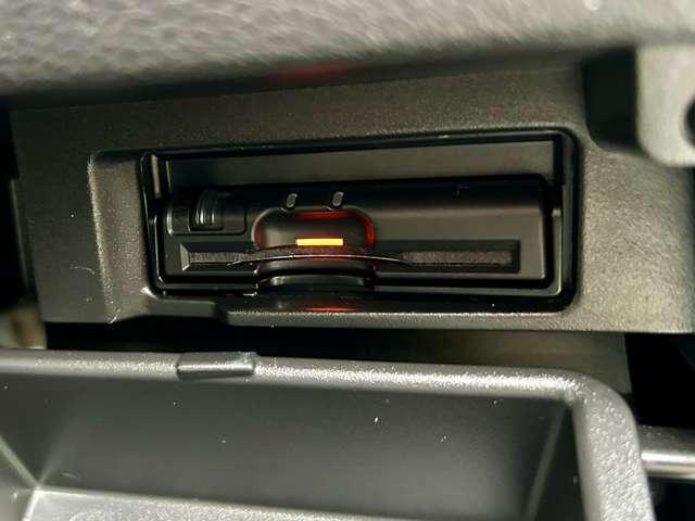 セレナ 2.0 ハイウェイスター ETC・ドライブレコーダー・全周囲カメラ・ メモリーナビゲーション キーレス ナビTV ダブルエアバック ワンセグテレビ アルミホイル ABS エアバック パワーウインドウ パワーステアリング エアコン 盗難防止 アイドリングストップ機能(15枚目)