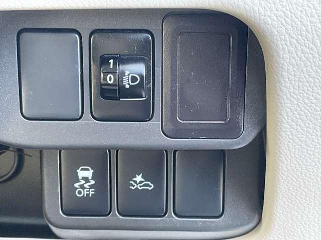 デイズ ６６０　Ｊ　エマージェンシーブレーキ　横滑り防止装置　レーダーＢ　ＷＳＲＳ　パワーウィンド　キーフリー　ワンオーナー車　ＳＲＳ　ＰＳ　ＥＴＣ車載器　ＡＣ　ＡＢＳ（7枚目）