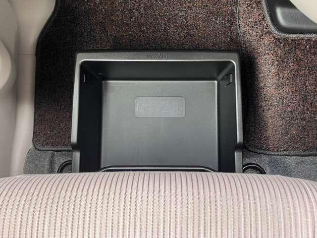 デイズルークス 660 X 全周囲カメラ/ドライブレコーダー/ETC/社外 アイドリングストップ機能 Sキー イモビライザー 点検記録簿付 ETC車載器 ドラレコ 運転席エアバック デュアルエアバッグ バックカメラ フルオートエアコン パワーウィンドウ ABS PS キーフリ(17枚目)