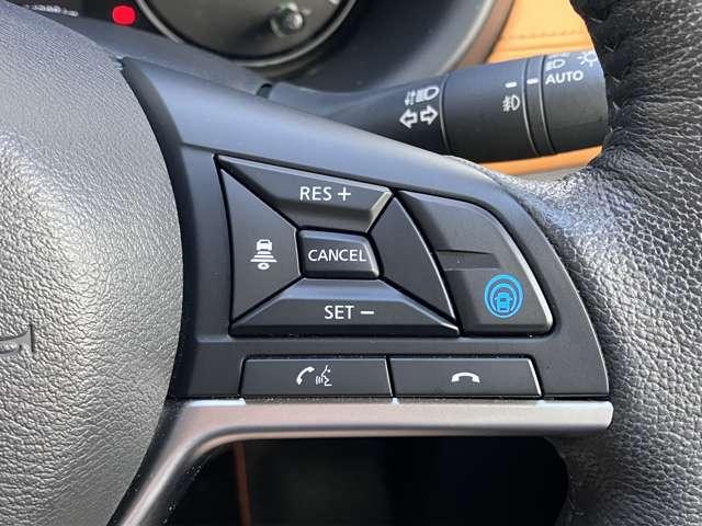キックス 1.2 X ツートーン インテリアエディション (e-POWER) プロパイロット/衝突被害軽減ブレーキ/踏み エマージェンシーB セキュリティ アラウンドモニター エアコン ドラレコ スマートキー 記録簿 ETC サイドエアバック AW キーレス 寒冷地仕様 アイドリングストップ ABS パワーウィンドウ(14枚目)