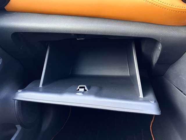 キックス 1.2 X ツートーン インテリアエディション (e-POWER) プロパイロット/衝突被害軽減ブレーキ/踏み エマージェンシーB セキュリティ アラウンドモニター エアコン ドラレコ スマートキー 記録簿 ETC サイドエアバック AW キーレス 寒冷地仕様 アイドリングストップ ABS パワーウィンドウ(20枚目)