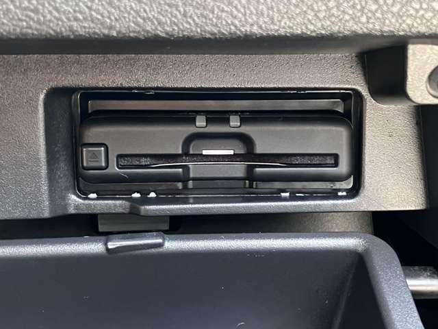 セレナ １．２　ｅ－ＰＯＷＥＲ　ハイウェイスター　Ｖ　エマジェンシーブレーキ　レーンアシスト　クルコン　Ａストップ　イモビ　フルオートエアコン　アルミホイール　エアバック　キーフリー　ＡＢＳ　パワステ　パワーウィンドウ　Ｗエアバック　両側Ｐドア（12枚目）