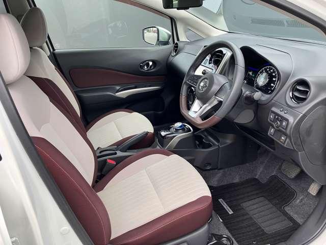 ノート １．２　ｅ－ＰＯＷＥＲ　Ｘ　モードプレミア　衝突被害軽減ブレーキ／車線逸脱警報／フロン　エマブレ　パワーウインドウ　ＷＡＢ　キーフリー　ＡＣ　ドラレコ　エアバッグ　メモリーナビ　ＡＢＳ　インテリジェントキー　アイドリングストップ　レーンキープ　ナビ　盗難防止装置　ＥＴＣ　記録簿　アルミ（5枚目）