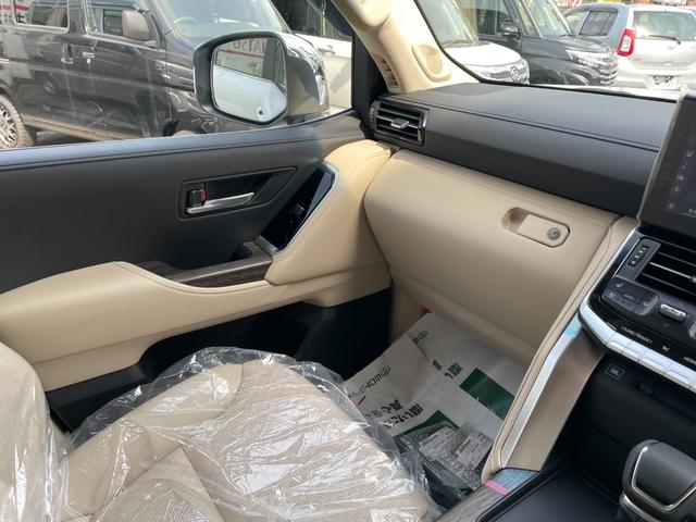 TOYOTA LAND CRUISER ZX | 2022 | PEARL WHITE | 3 km | details TOYOTA LAND CRUISER ZX | 2022 | PEARL WHITE | 3 km | details
