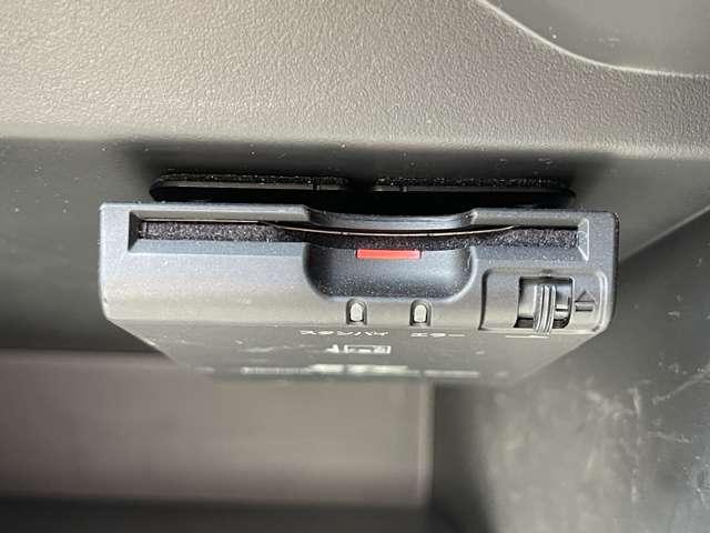 ノート 　３６０°カメラ　記録簿付　Ｒカメラ　運転席助手席エアバック　レーンキープ　ＡＵＴＯエアコン　１オーナー　ナビＴＶ　ＡＷ　サイドカメラ　運転席エアバッグ　キーレスエントリー　ドラレコ　ＥＴＣ車載器（9枚目）