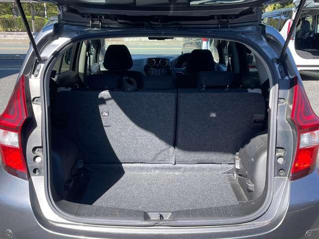 ノート 　３６０°カメラ　記録簿付　Ｒカメラ　運転席助手席エアバック　レーンキープ　ＡＵＴＯエアコン　１オーナー　ナビＴＶ　ＡＷ　サイドカメラ　運転席エアバッグ　キーレスエントリー　ドラレコ　ＥＴＣ車載器（15枚目）