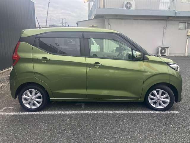 デイズ 660 X 衝突軽減ブレーキ モリーナビ アラウンドM 踏み間違え防止 禁煙 スマートキー イモビライザー バックカメラ 1オーナー レーンキープ アイドリングストップ ドライブレコーダー キーレス フルオートエアコン ナビTV WAB PS(18枚目)