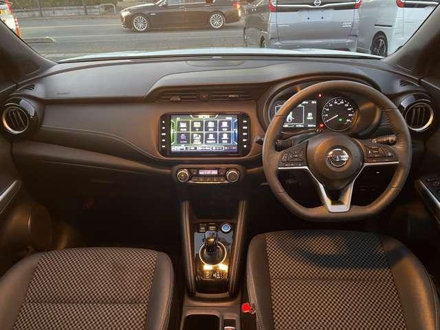 キックス 1.2 X (e-POWER) ドライブレコーダー・ETC・アラウンドビュ ナビ&TV 寒冷地仕様 ワンオ-ナ-車 追従クルコン スマートキー LEDヘッド レーンアシスト パワーステアリング ドライブレコーダー ETC 整備記録簿有 メモリーナビ サイドエアバッグ アルミ(4枚目)