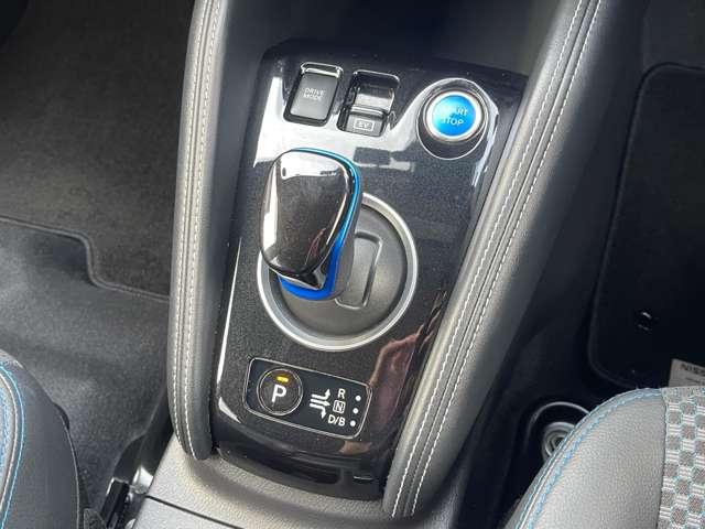 キックス １．２　Ｘ　（ｅ－ＰＯＷＥＲ）　ドライブレコーダー・ＥＴＣ・アラウンドビュ　ナビ＆ＴＶ　寒冷地仕様　ワンオ－ナ－車　追従クルコン　スマートキー　ＬＥＤヘッド　レーンアシスト　パワーステアリング　ドライブレコーダー　ＥＴＣ　整備記録簿有　メモリーナビ　サイドエアバッグ　アルミ（9枚目）