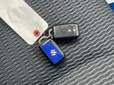 Ｊスタイル　オートライト　Ｂｌｕｅｔｏｏｔｈ　純正ナビ　プッシュスタート　シートヒーター　オートエアコン　ＥＴＣ　スズキセーフティーサポート　アイドリングストップ　横滑り防止機能　衝突安全ボディ　盗難防止システム（37枚目）