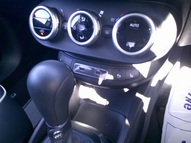 500X クロス ドラレコ前後 ETC BSM バックカメラ クリアランスソナー オートクルーズコントロール 衝突被害軽減システム オートライト ヘッドライトウォッシャー アルミホイール スマートキー シートヒーター(5枚目)