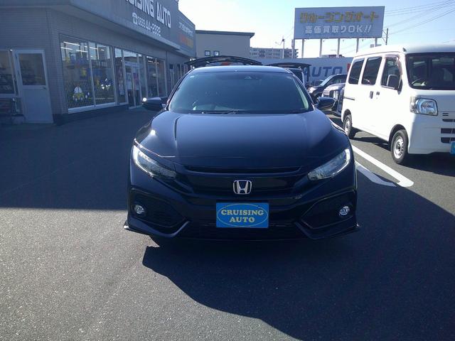 シビック ハッチバック　デジタルインナーミラー　ＥＴＣ　ナビ　オートクルーズコントロール　レーンアシスト　衝突被害軽減システム　アルミホイール　オートライト　ＬＥＤヘッドランプ　シートヒーター　ＣＶＴ　盗難防止システム（13枚目）