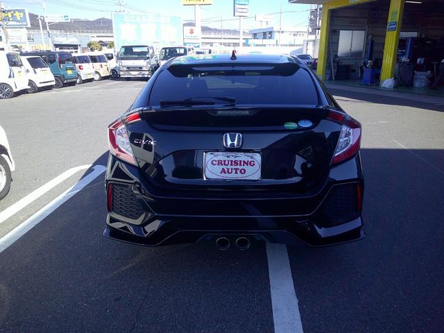 シビック ハッチバック　デジタルインナーミラー　ＥＴＣ　ナビ　オートクルーズコントロール　レーンアシスト　衝突被害軽減システム　アルミホイール　オートライト　ＬＥＤヘッドランプ　シートヒーター　ＣＶＴ　盗難防止システム（15枚目）