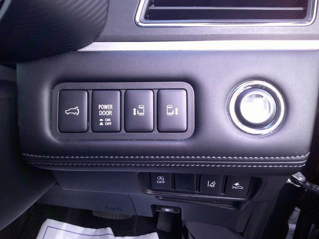 デリカD:5 P 4WD ドラレコ前後 ETC 全周囲カメラ 10.1インチナビ オートサイドステップ クリアランスソナー ACC レーンアシスト 衝突被害軽減システム 両側電動ドア LEDヘッドランプ 電動リアゲート(8枚目)