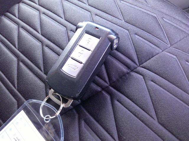 デリカD:5 P 4WD ドラレコ前後 ETC 全周囲カメラ 10.1インチナビ オートサイドステップ クリアランスソナー ACC レーンアシスト 衝突被害軽減システム 両側電動ドア LEDヘッドランプ 電動リアゲート(12枚目)