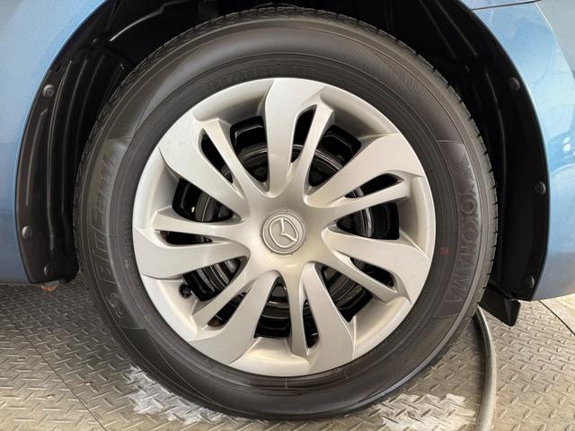 デミオ １．３　１３Ｓ　ワンオーナー　禁煙車　ナビ　整備記録簿　エコアイドル　ワンオ－ナ－　禁煙　盗難防止機能　横滑り防止装置付　両席エアバック　運転席エアバッグ　パワーウィンド　ＡＢＳ付き　ＡＵＴＯエアコン　パワステ（28枚目）