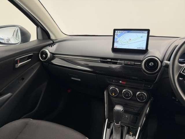 MAZDA2 1.5 15S プロアクティブ スマート エディションII ナビ フルセグTV 全周囲カメラ 360°ビューカメラ DVDプレーヤー コーナーセンサー LED 衝突軽減ブレーキ オートエアコン フルセグ シートヒーター スマートキー キーフリー バックカメラ(12枚目)